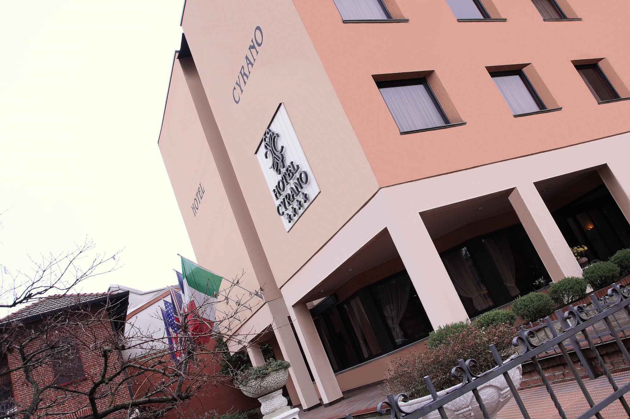 Hotel Cyrano Saronno Esterno foto